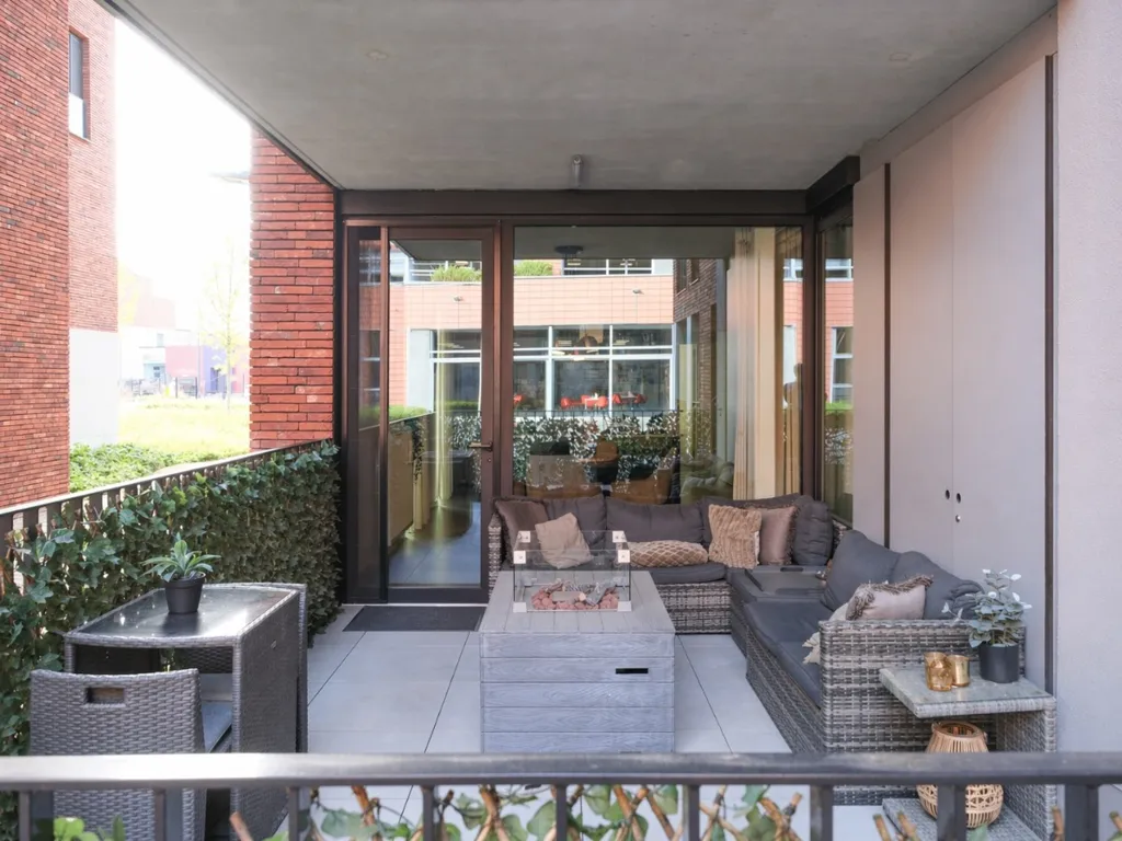 Terrasse - Appartement Moderne au RDC avec Terrasse à Genk