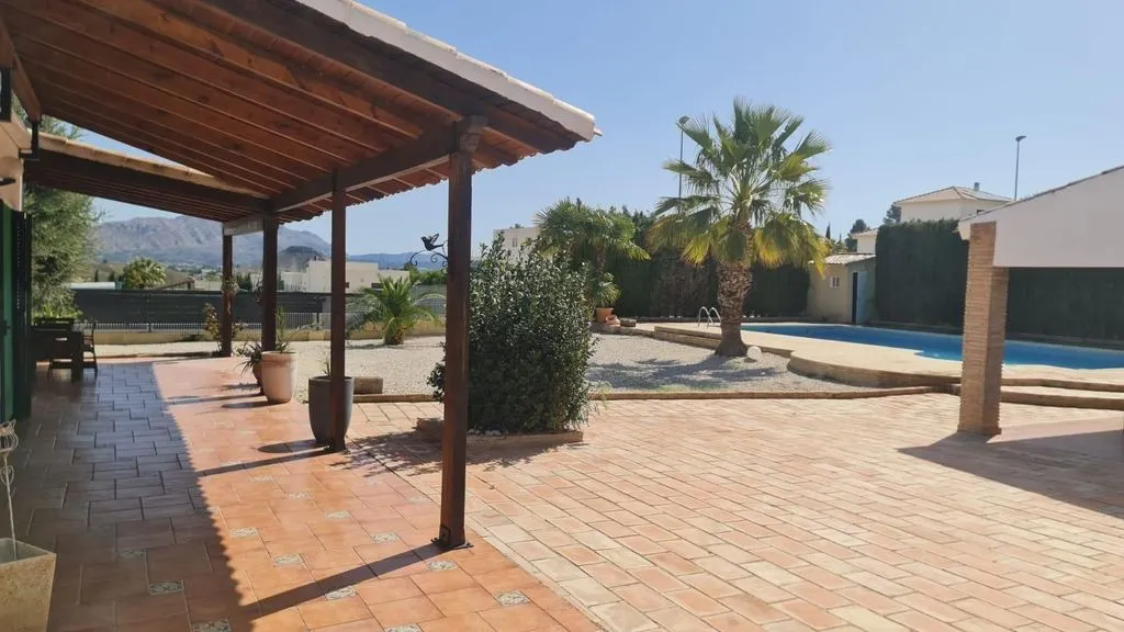Terrazza - Luxury House with Pool in Calasparra