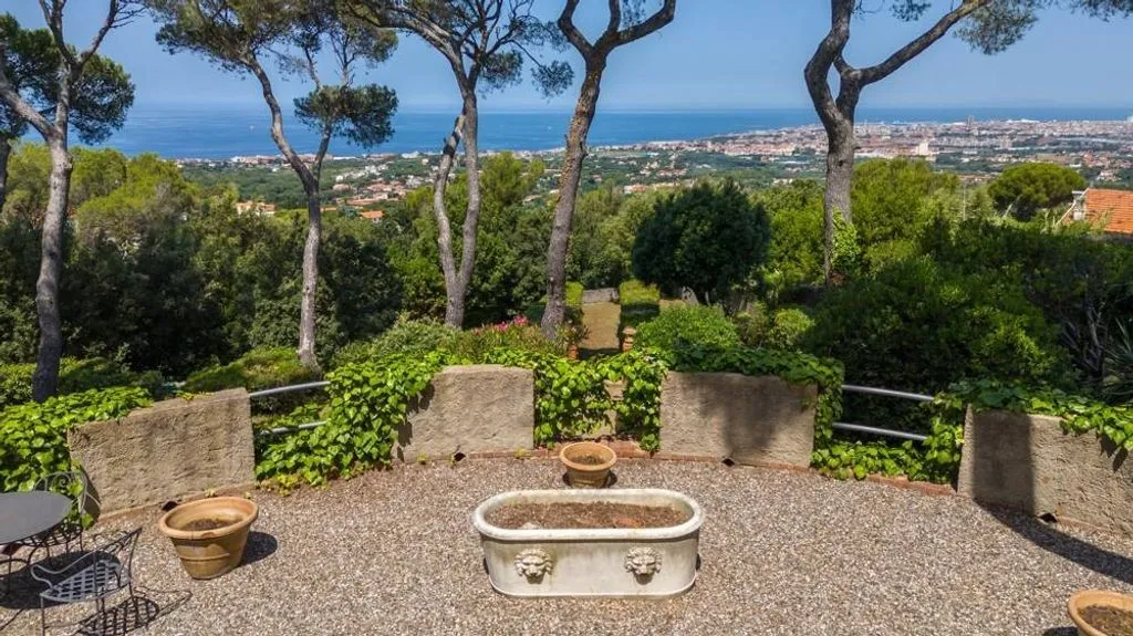 Terrasse - Luxury Villa with Sea View in Leghorn
