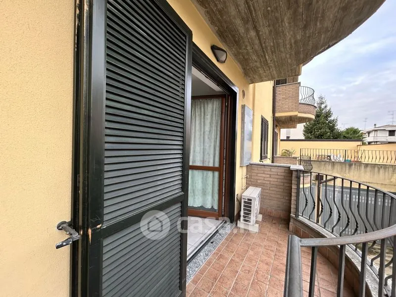Balcon - Modern Studio with Balcony in Vigevano