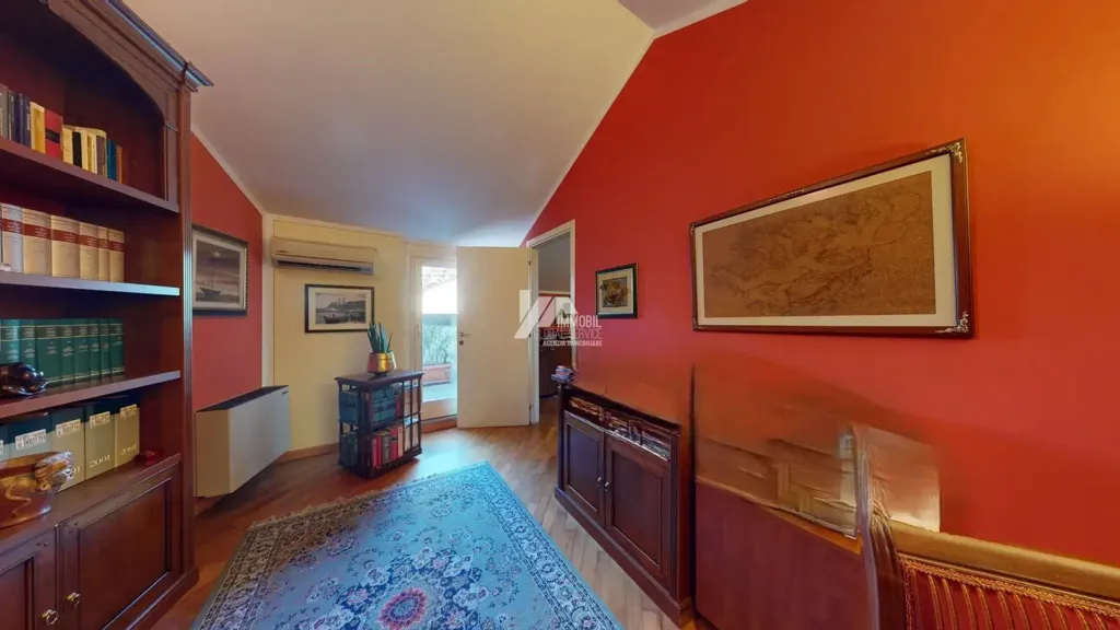 Office - Mansard Apartment with Terrace in Brescia Centre