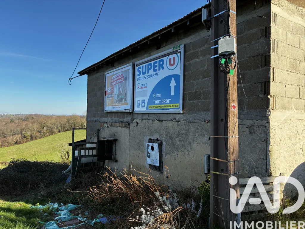 Extérieur - Grange à Rénover avec Potentiel à Saint-Boès