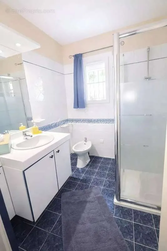 Vannitoad - Ground Floor Villa with Garden in Tavernes