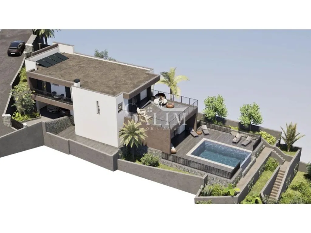Luxury Villa with Pool in Sao Martinho, Madeira