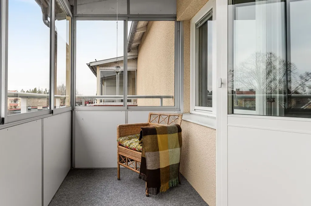 Rõdu - Apartment with West-Facing Balcony in Södermanland