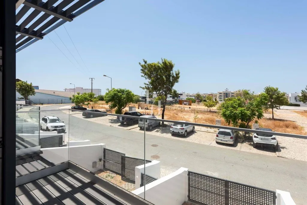 Balcon - Contemporary Villa with Terrace in Brancanes