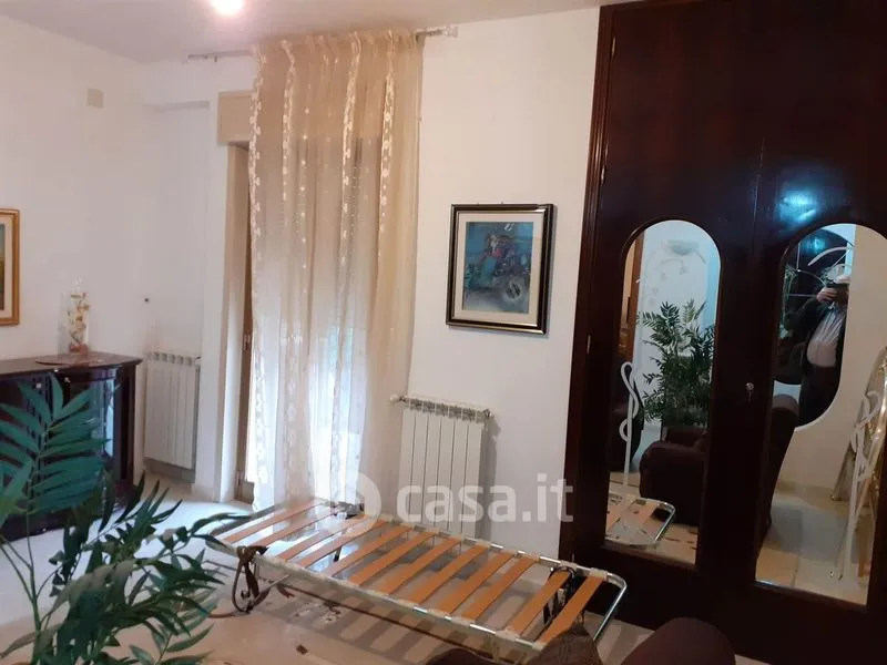 Chambres - Four-Room Apartment in San Cataldo