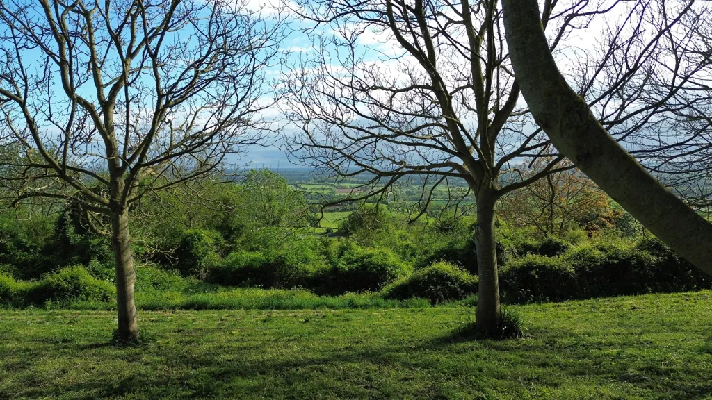 Jardin - Maison avec Dépendance et Jardin dans la Campagne de Cambremer