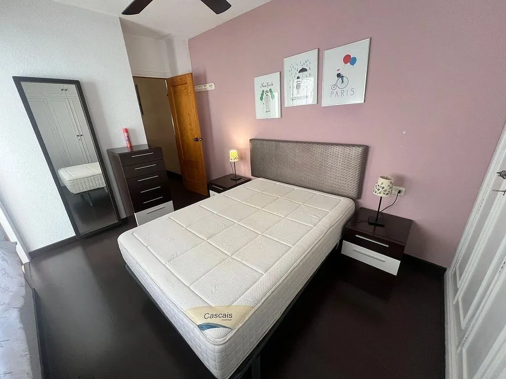Chambres - Furnished Flat with Balcony in Millán de Priego