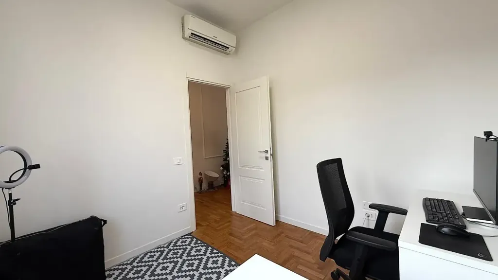 Office - 3-room apartment in IT