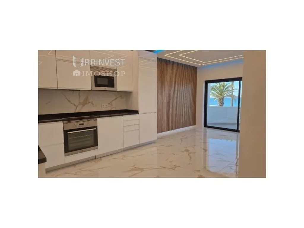 Kitchen - 3-Bedroom Flat with Sea View in Loulé