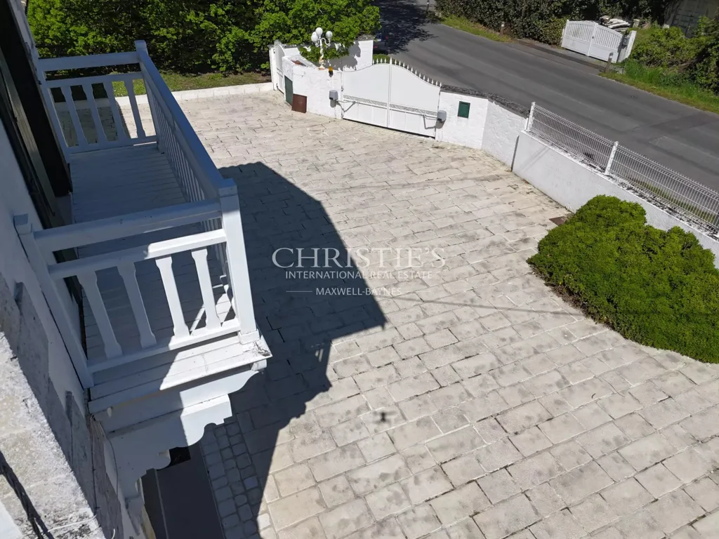 Vue aérienne - Villa Familiale avec Piscine près de Royan