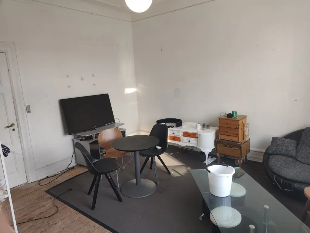 Séjour - 5-Room Flat with Balcony in Odense Centre