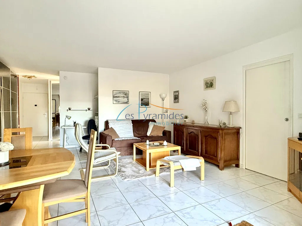 Séjour - Appartement avec Terrasse et Garage à La Grande Motte