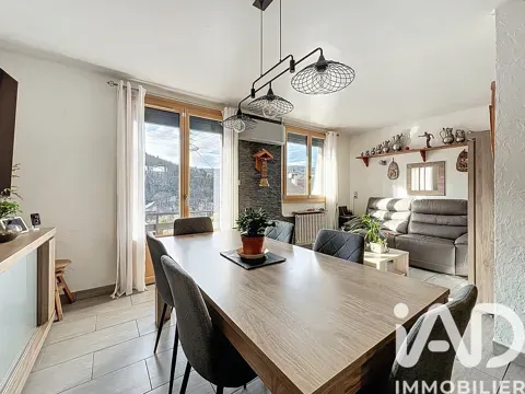 5-toaline maja asukohas Hauts de bienne