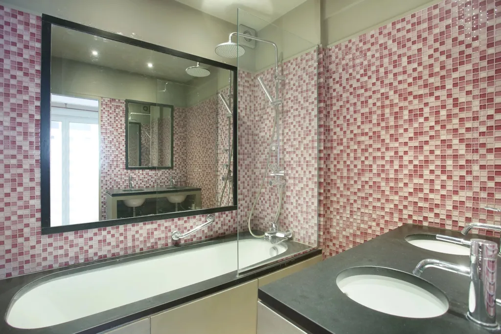 Salles de bain - Appartement avec Vue Sud-Est au 16e Arrondissement