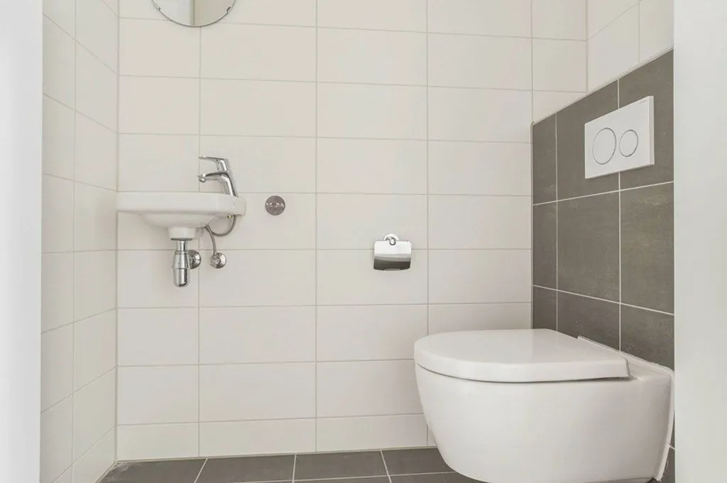 Salles de bain - Luxury 1-Bedroom Apartment with Private Outdoor Space in Rhoon