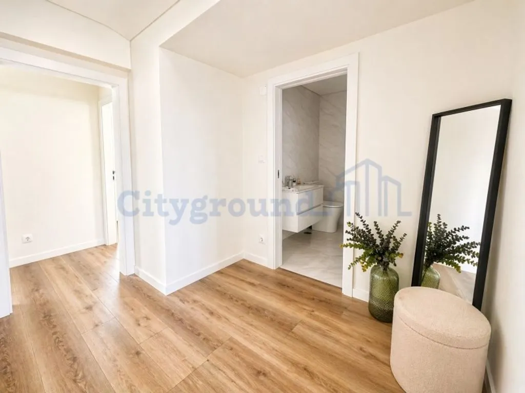 Esik - Luxury 3-Bedroom Flat in Benfica, Lisbon