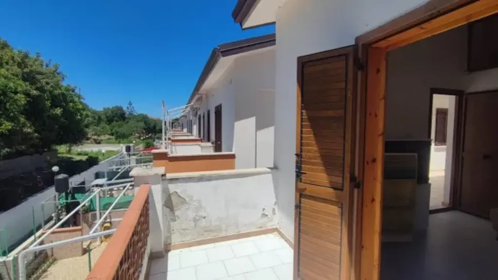 Balcon - Apartment with Balcony in Calopezzati