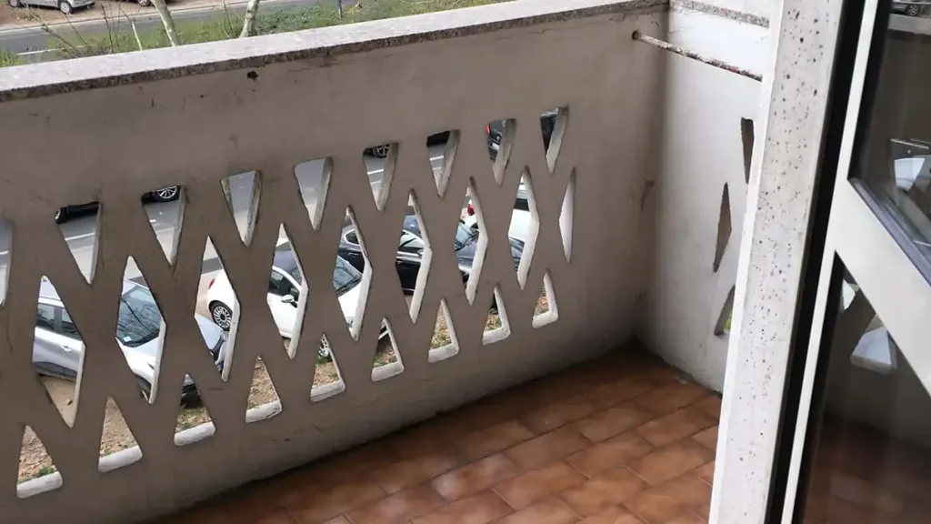Balcony - Furnished Apartment with Balcony in Milan