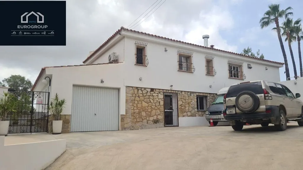 Välivaade - Chalet with Pool in La Nucia, Valencia
