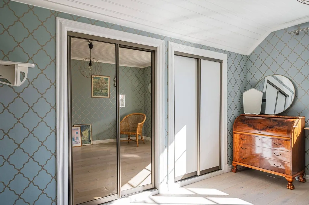Toad - Family Villa with Workshop in Varnhem