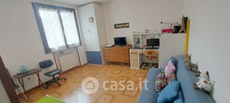 Chambres - Two-Storey Apartment with Balcony in Serramazzoni