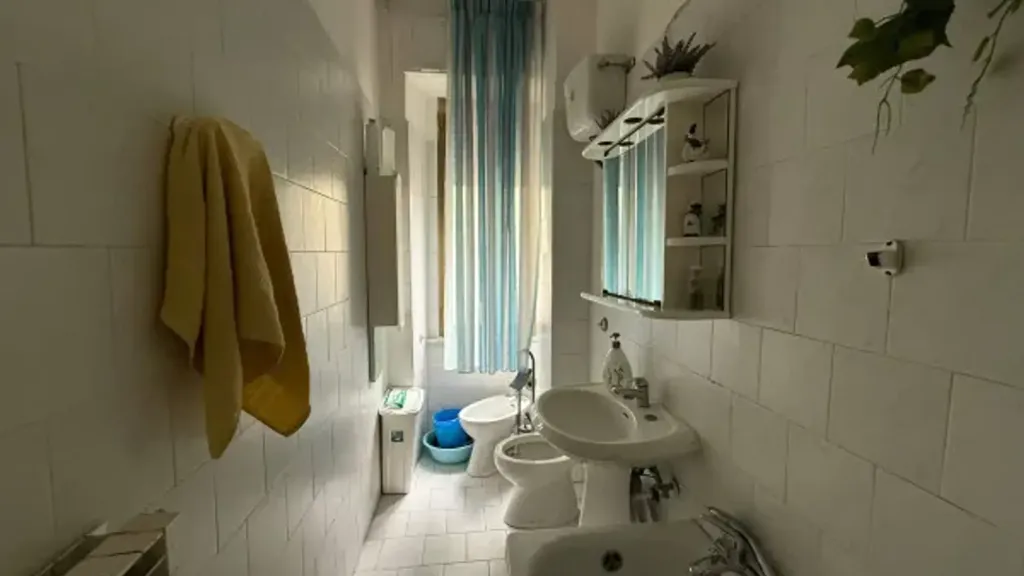 Vannitoad - Three-Bedroom Apartment with Balcony in Benevento