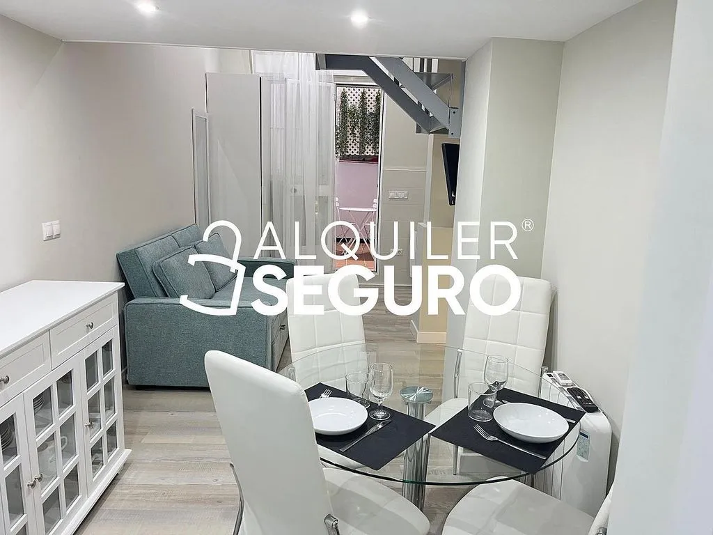 Salle à manger - 1-Bedroom Flat with Patio in Trafalgar