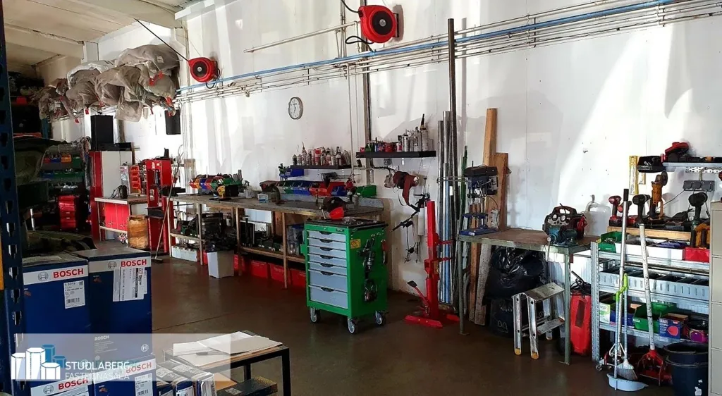 Lavanderia - Car Workshop with Sales in Reykjanesbær