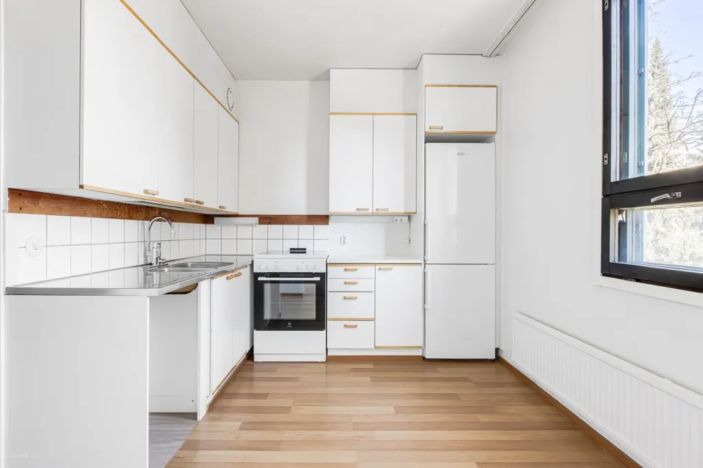 Cuisine - Seaside Apartment with Balcony in Espoo