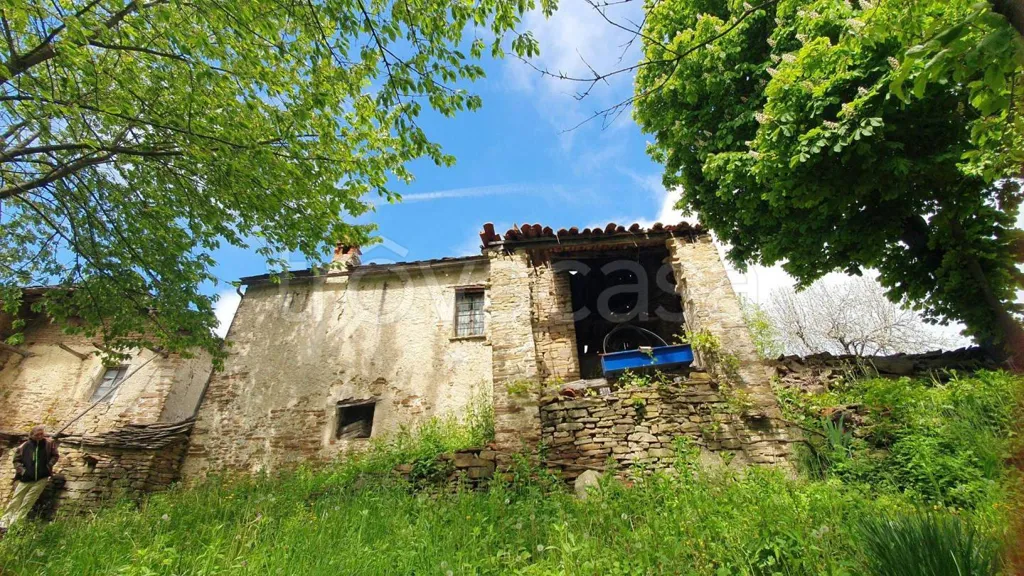 Exterior - Rustic Complex with Panoramic View in Paroldo