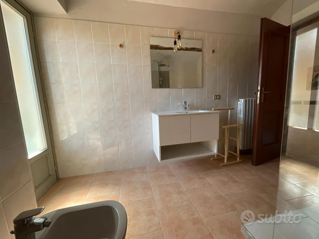 Salles de bain - Fully Furnished Apartment with Balconies in Piea