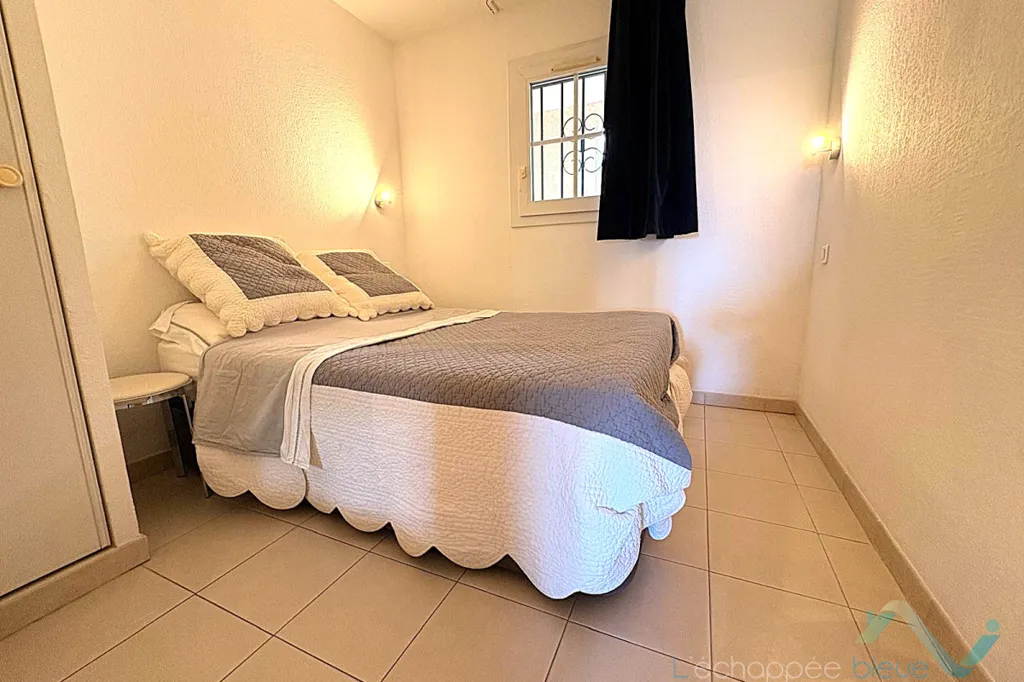 Magamistoad - 2-Bed Apartment with Sea View in Gassin