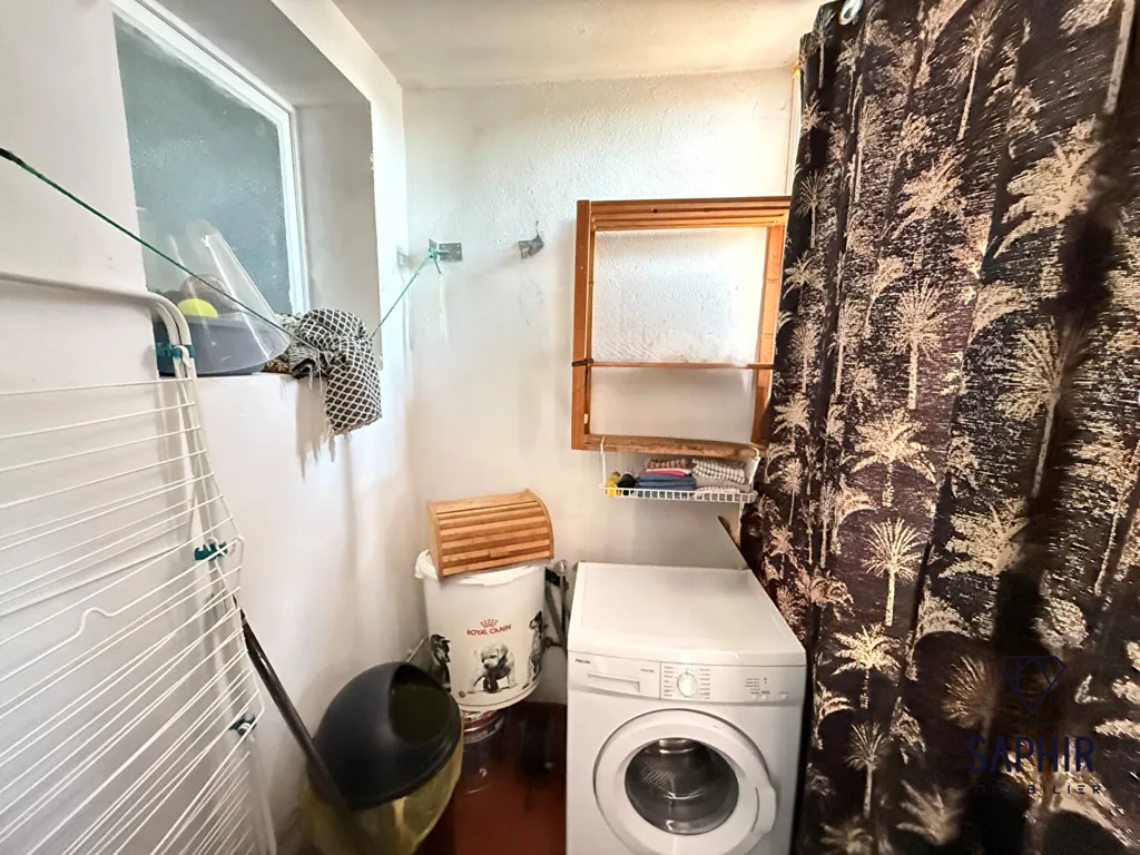 Pesuköök - 3-Bedroom Apartment with Balcony in Colomiers