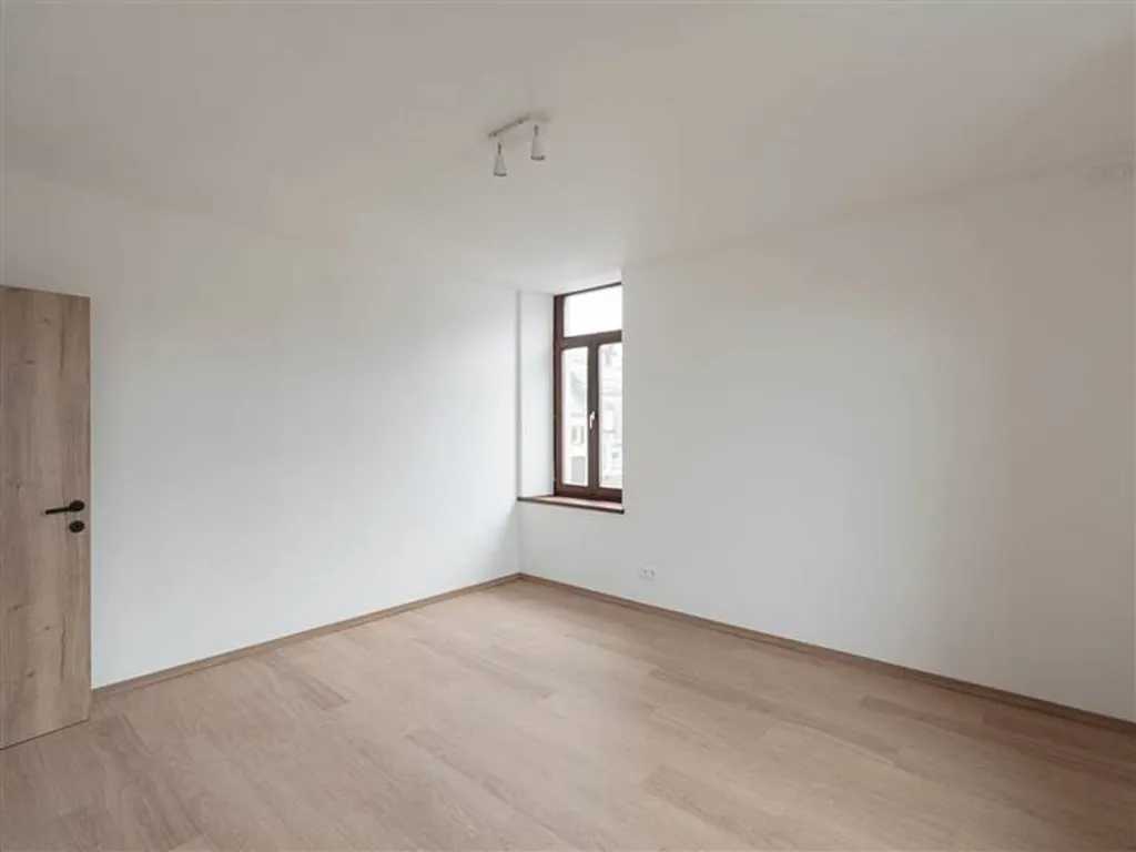 other_room