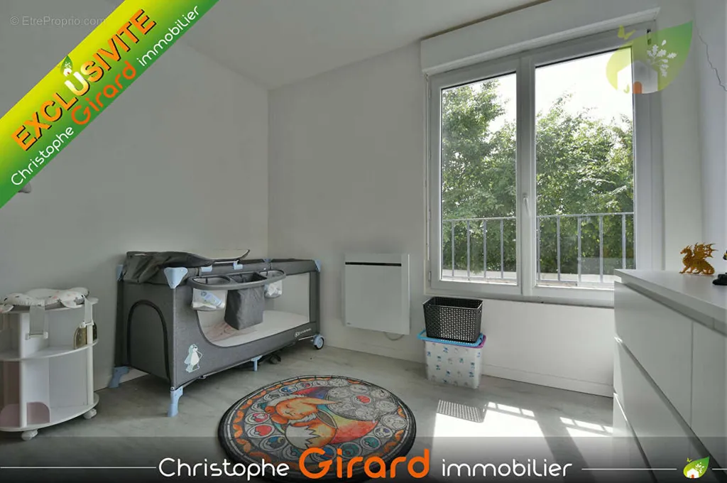 5-room apartment in Saint-Domineuc