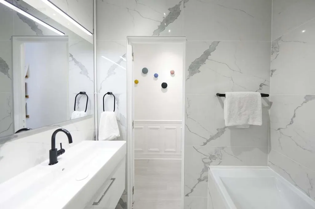 Vannitoad - Refurbished Flat near Metro Saint-Mandé