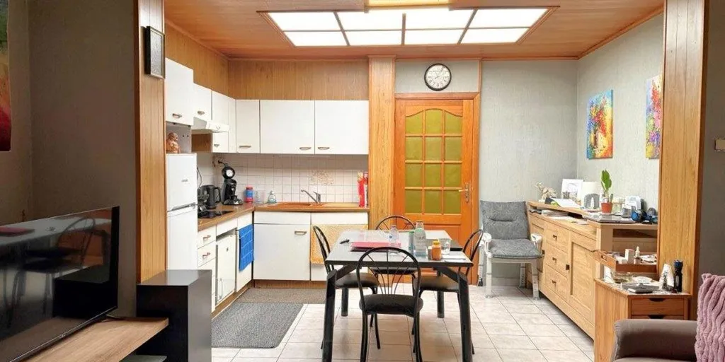 Salle à manger - Maison à Renover avec 3 Chambres au Centre de Wervik