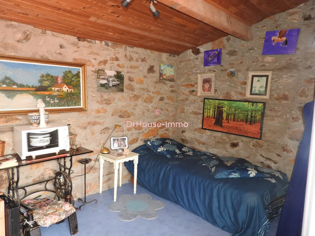 Chambres - Maison en Pierre avec Solarium dans un Village