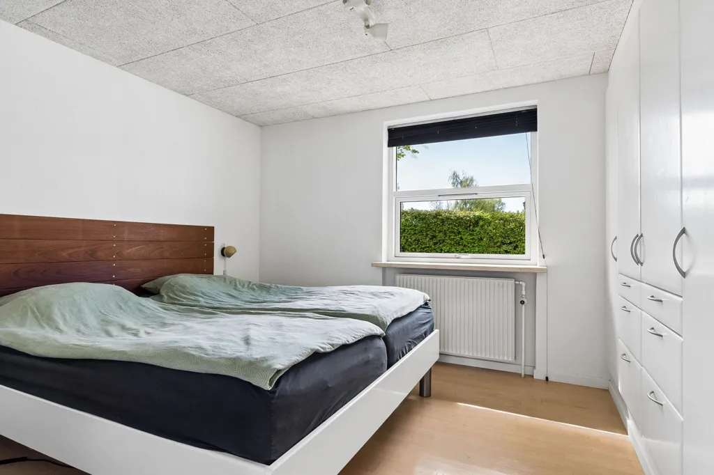 Magamistoad - Fenced Villa with Garden in Næsby, Odense N