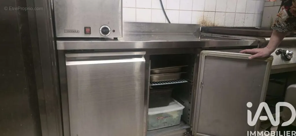 Ärihoone asukohas Moreac