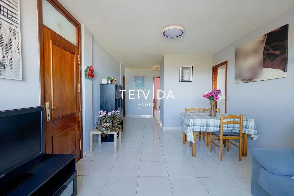 Soggiorno - Apartment with Terrace in Santa Clara