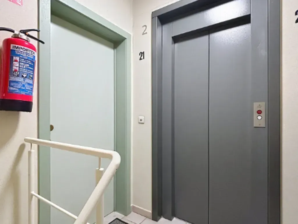 Appartement avec terrasse sud à Waregem