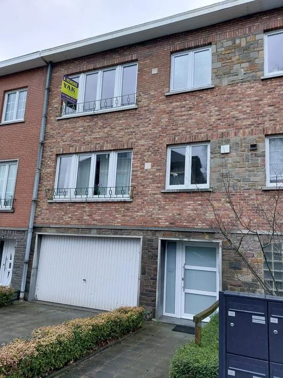 Välivaade - Flat with Terrace in Braine-l'Alleud