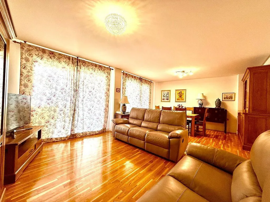 Living Room - Terraced Semi-Detached House in Aranguren
