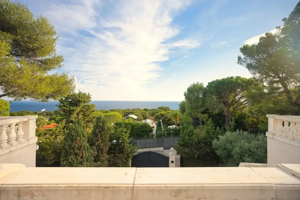 Terrazza - Provençal Villa with Sea Views in Cap Ferrat