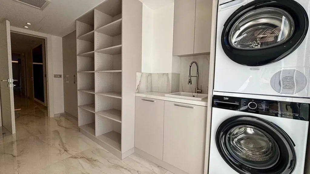 Pesuköök - 2-Bedroom Apartment with Sea View in Cannes Croisette
