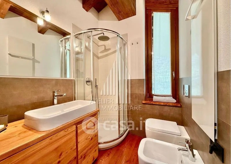 Bagni - Mansard Apartment with Mountain View in Pré-Saint-Didier