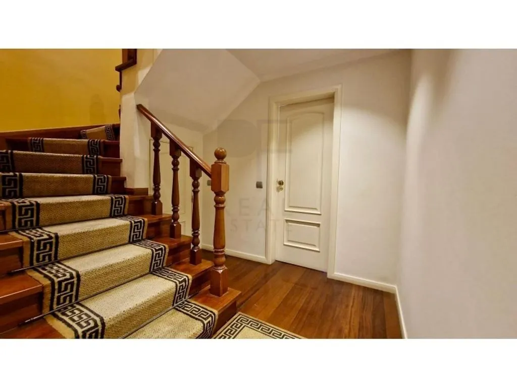 Toad - Luxury Duplex with Sea View in Cascais